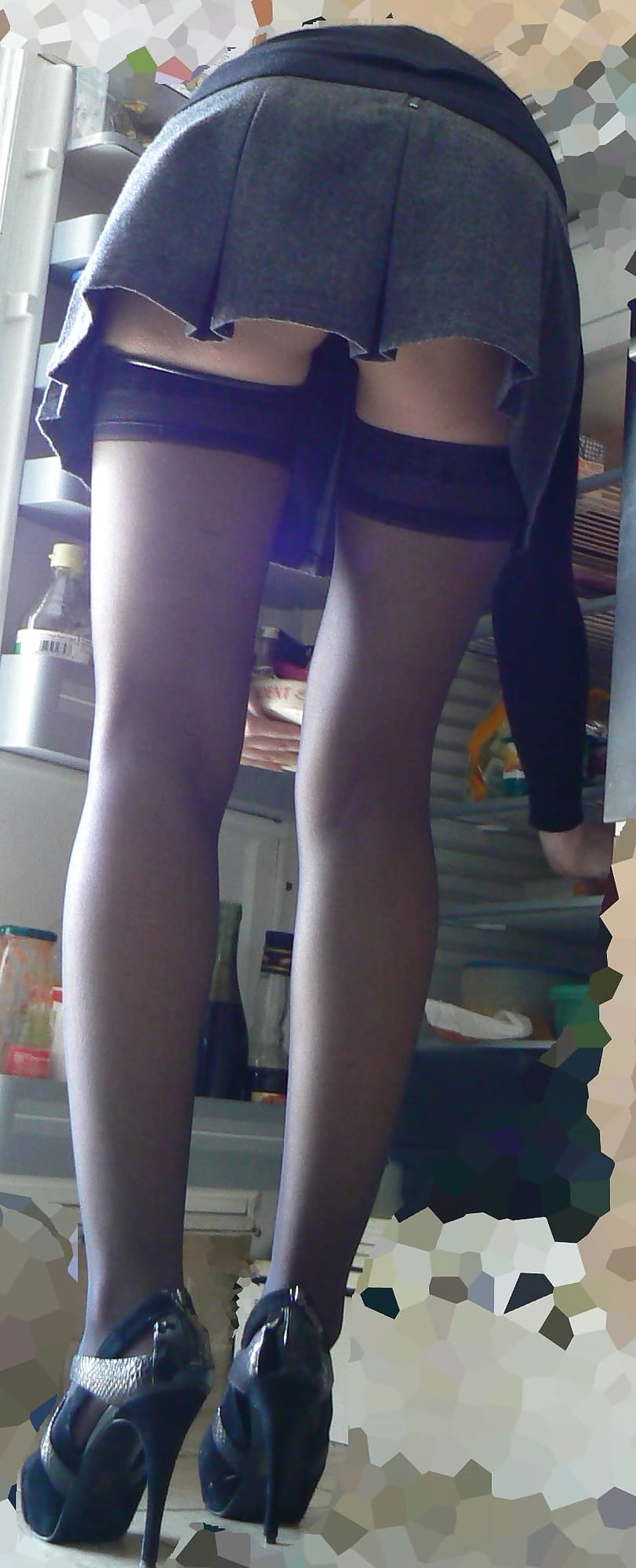 upskirt dans le frigo pict gal