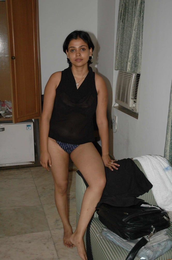 Madhu Sharma - Indian Wife's Candid Nude and Sex Pics pict gal