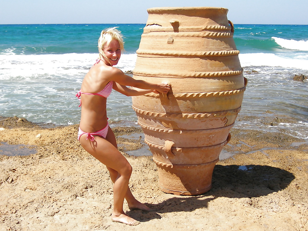 Cute Teen Blonde pict gal