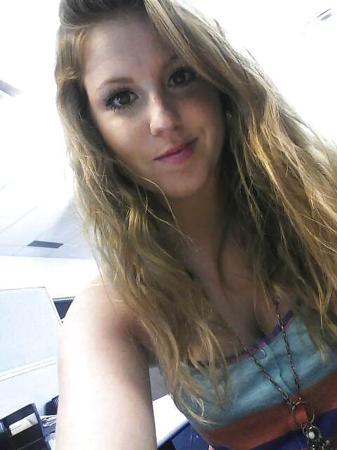 Hot Young Girl Cell Phone Pics pict gal