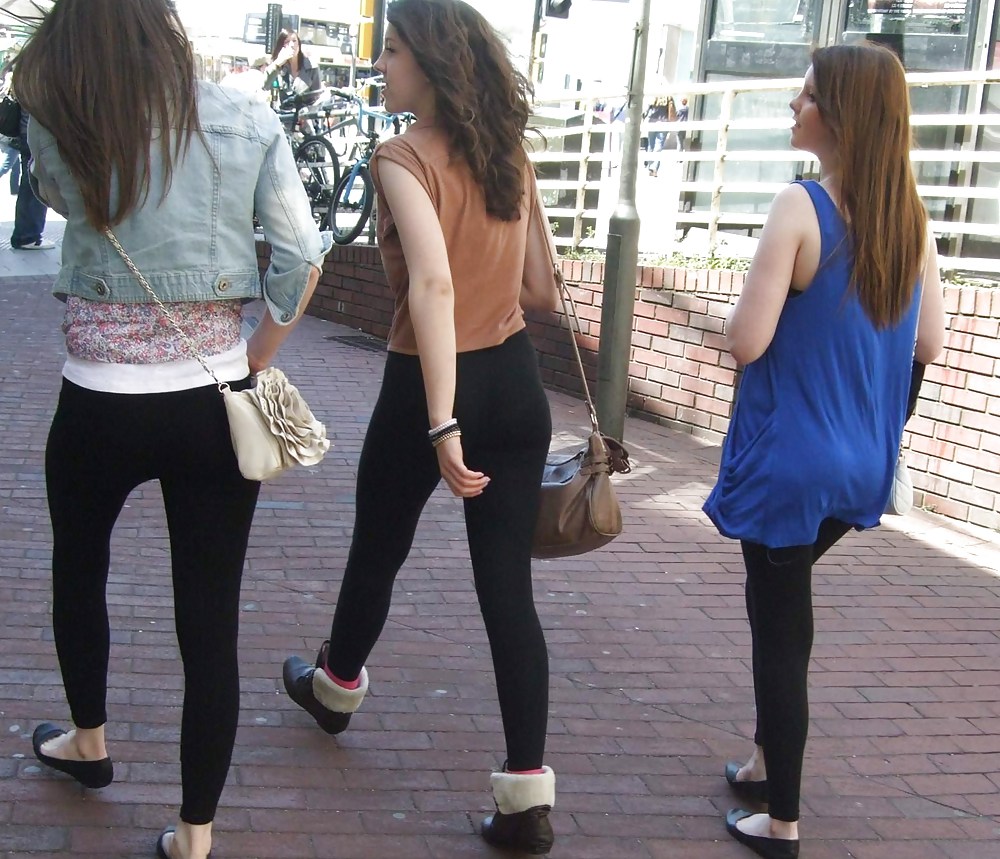 Montreal Canada Trip - Trio leggings pict gal