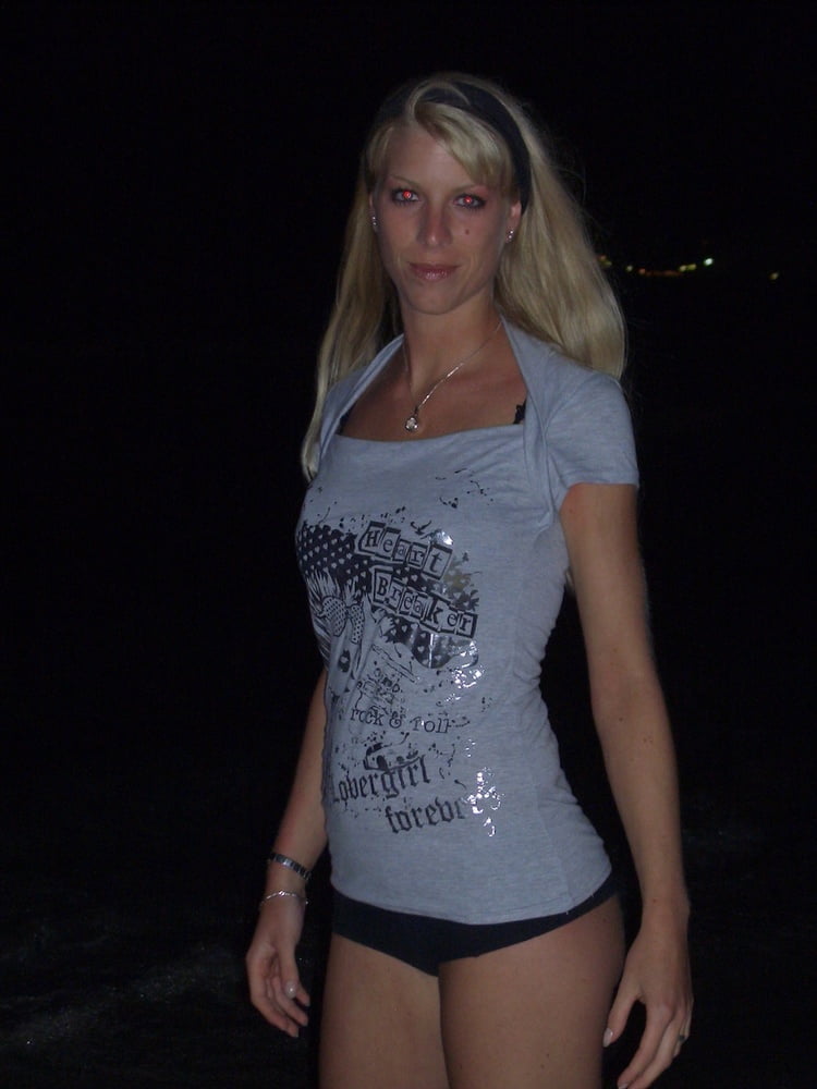 Geile Deutsch Fickschlampe photo #325233138