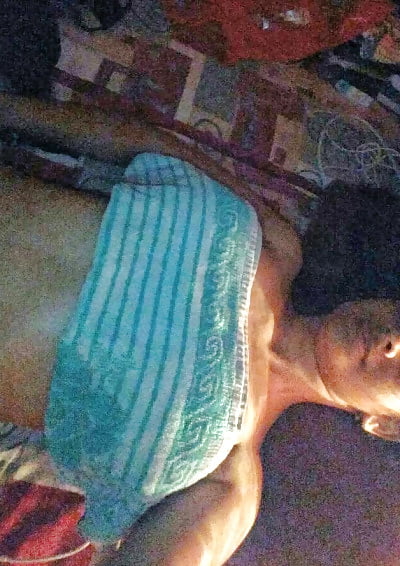 Sri Lankan Girl Leek Selfie - 1 pict gal