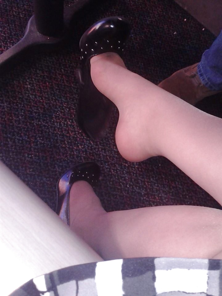 Michelle 52 Years old Lady Nylons and Heels pict gal