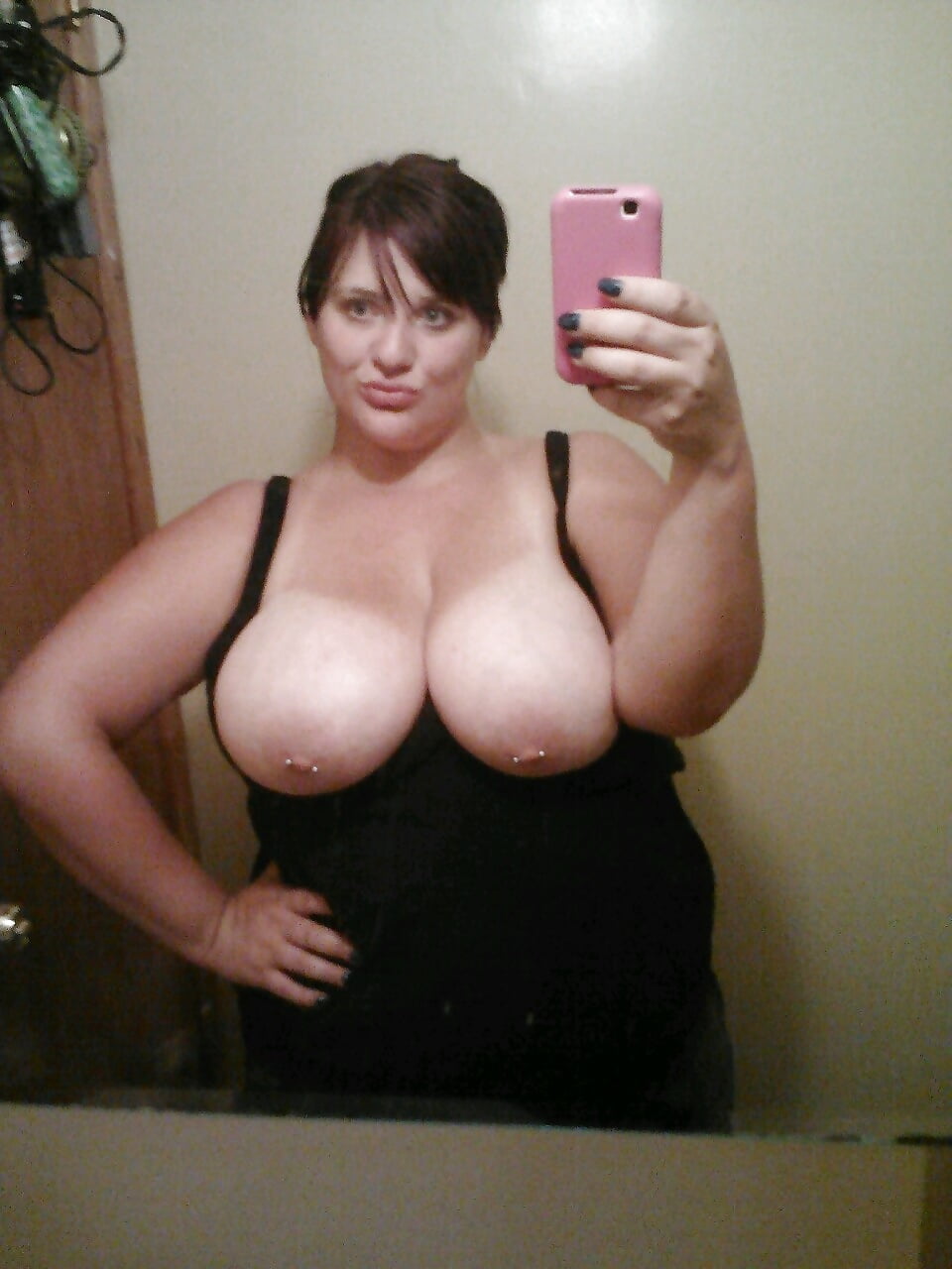 Busty bbw selfie boobs