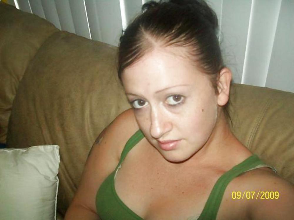 'I Only Date Black Guys' - Wigger Girls pict gal