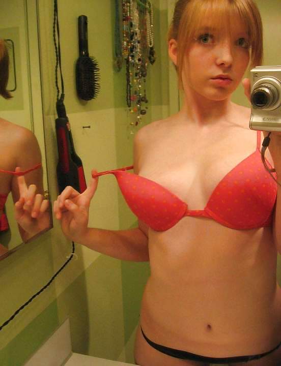 Amateur Teen Self Shots #001NT pict gal