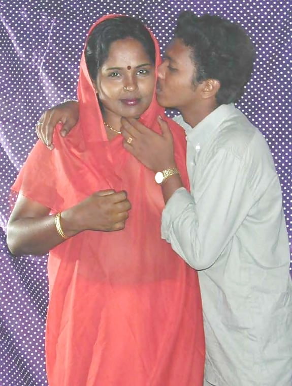 Tamil aunty school boy