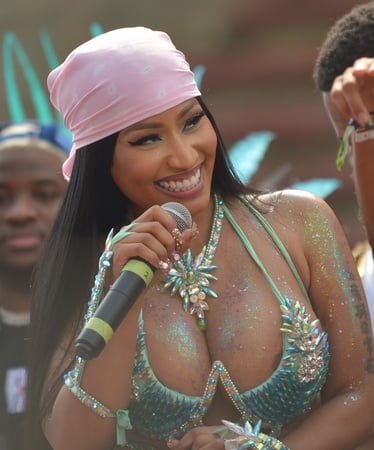 nicki minaj nipples         