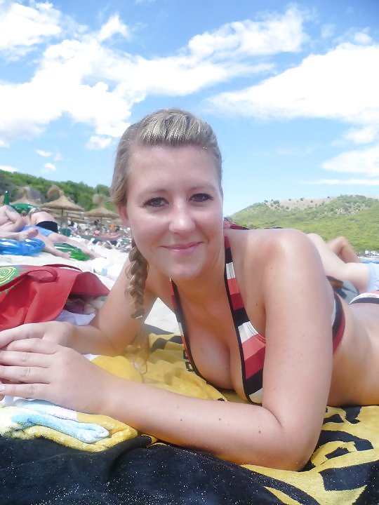 Hot busty german teen in holiday pict gal