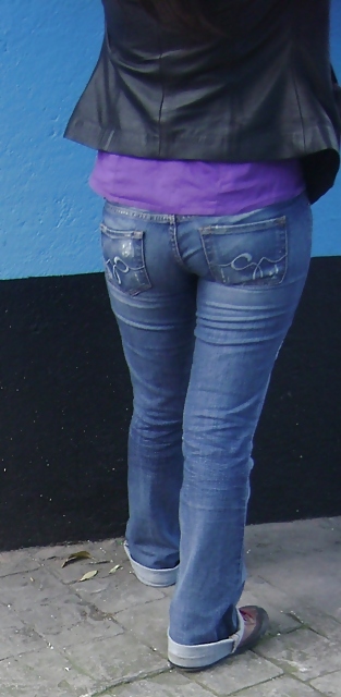 ISIS CONTRERAS pict gal