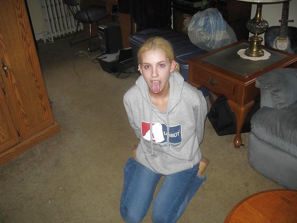 rachel exib pict gal