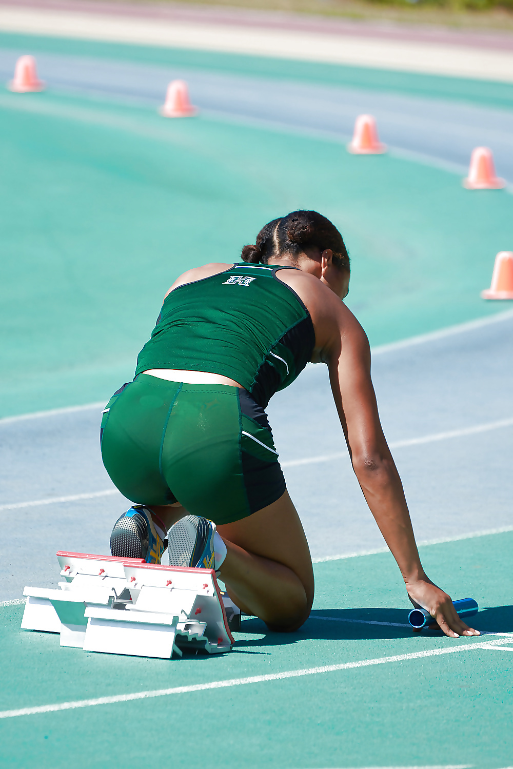 Candid young slut : sport II pict gal