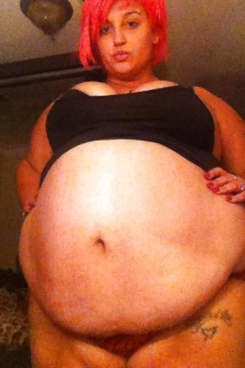 Chunky Big Belly Super Goddess SSBBW pict gal
