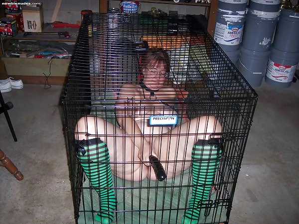 salopes soumises en cage pict gal