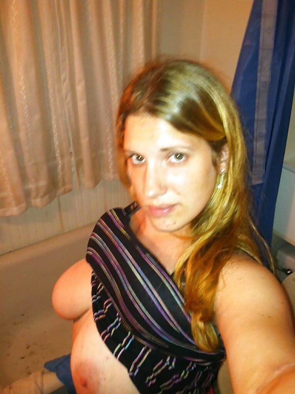Hot MILF Slut Olivia pict gal
