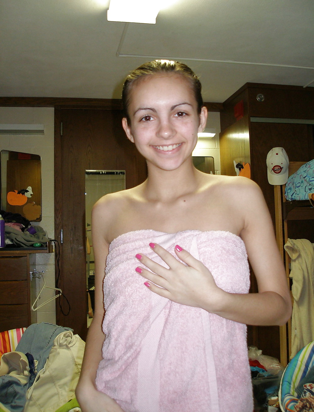 naive Exgirlfriend Kathy pict gal