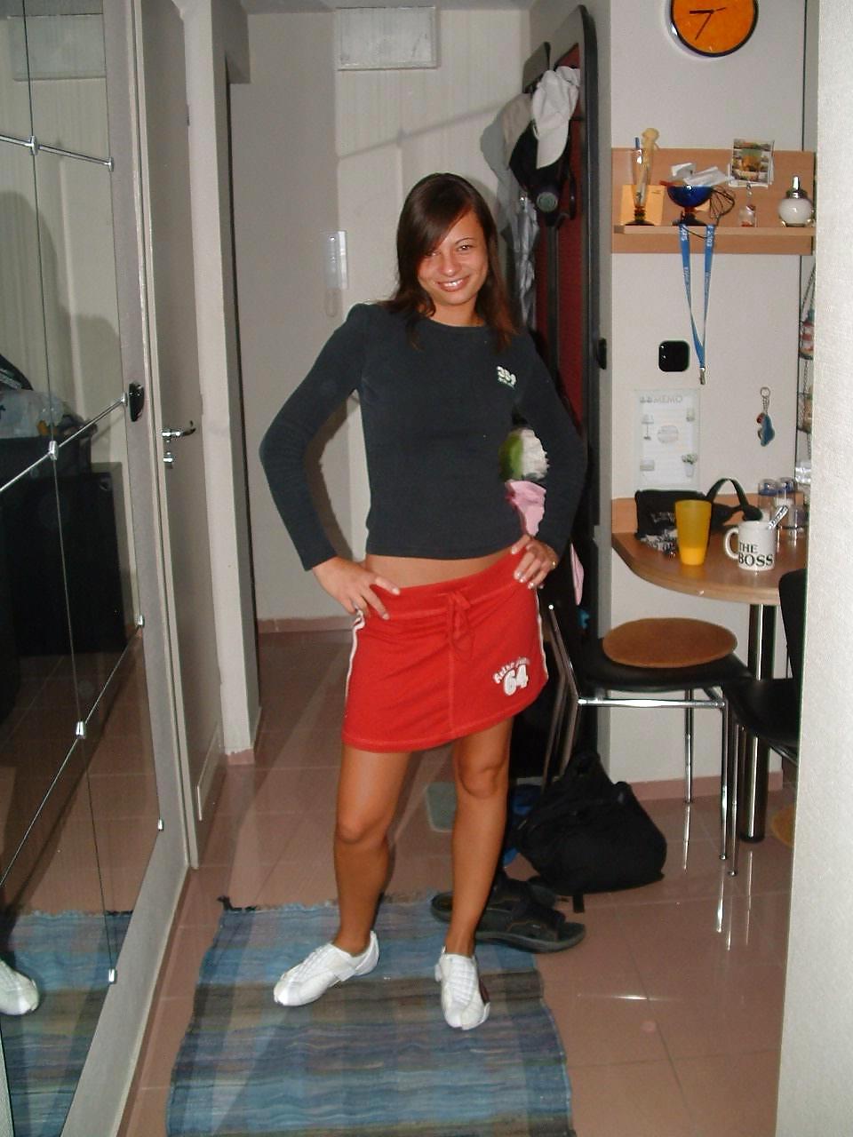 ALL AMATEUR - Here is CLAIRE pict gal