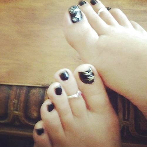 Feet 9 pict gal