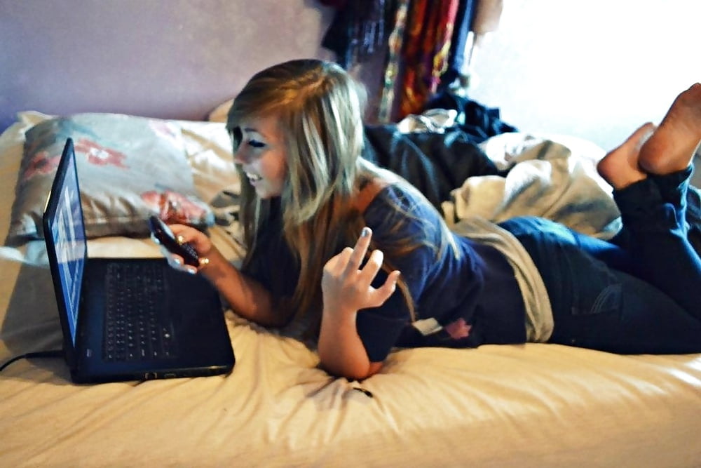 American Slut Bombshell pict gal