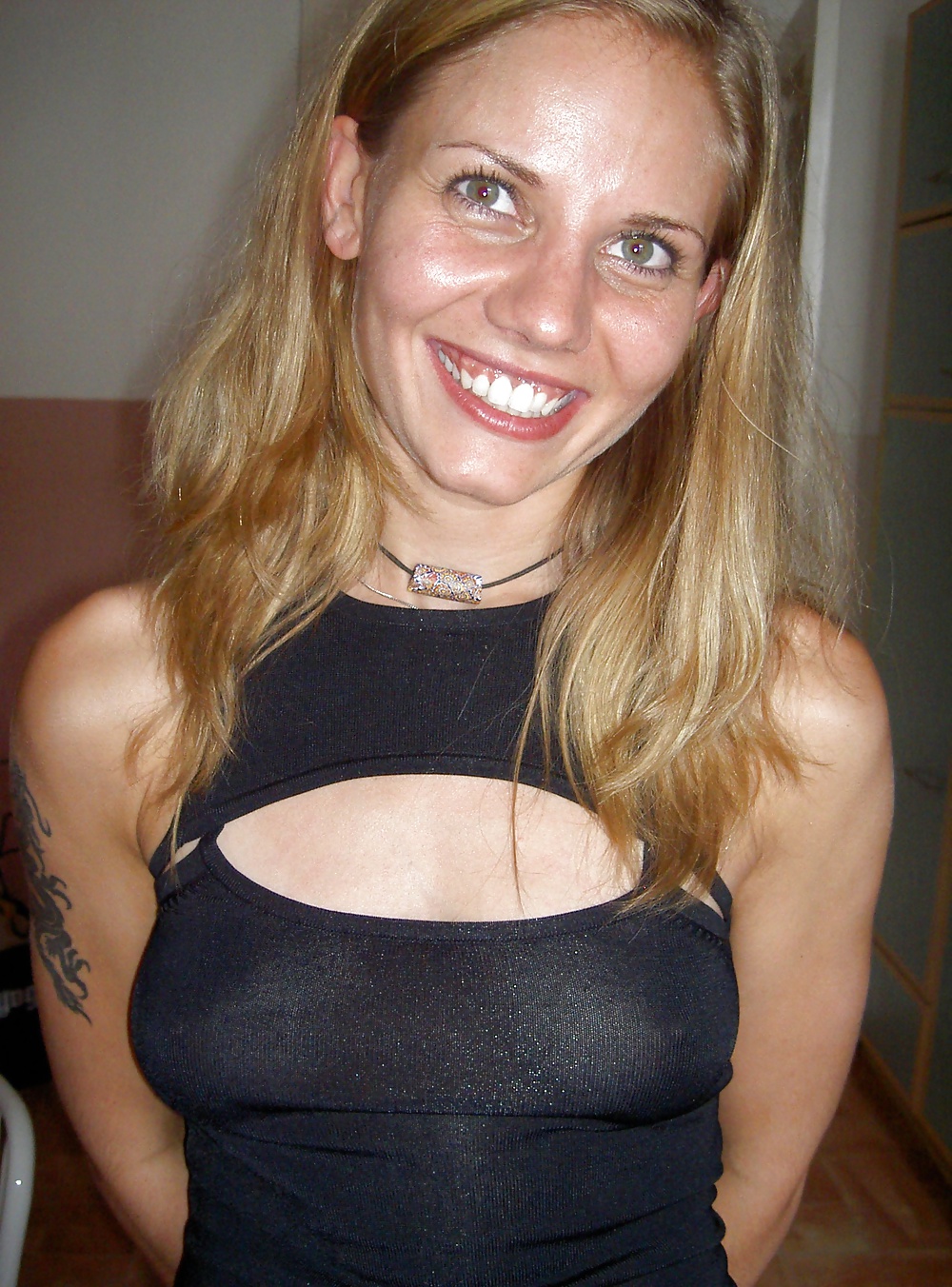 downblouse, bikini, sexy dressed, underwear 57 pict gal