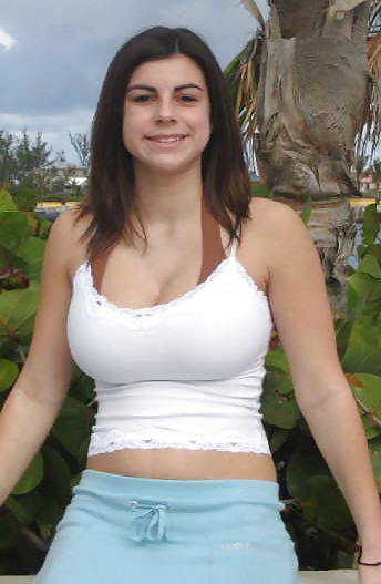 Sexy young  busty pict gal