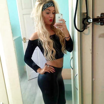 Fine arse cute bubble butt british blonde selfshots pict gal