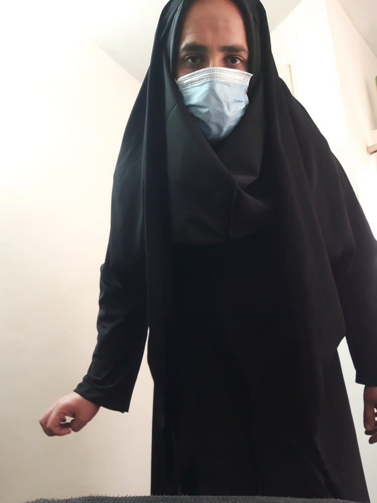Tgir in hijab - 4 Photos 