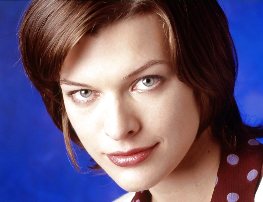 Milla Jovovich pict gal