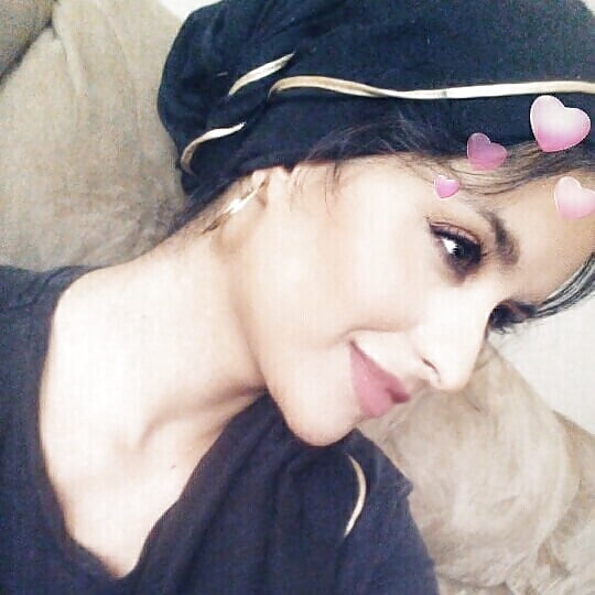 Hot horny hijabi girl ready to be fucked hard pict gal