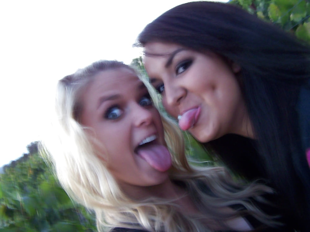 2 young sluts pict gal