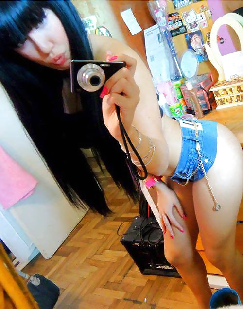 mar27 top 25 pict gal