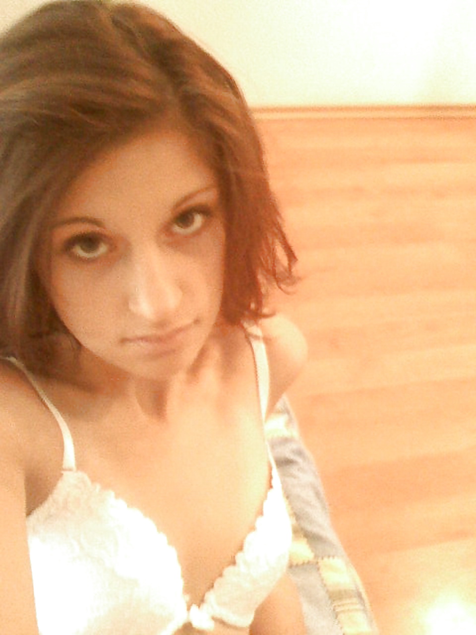 Amateur Horny Young Babe SelfShot SeT - (SiMoN1988) pict gal