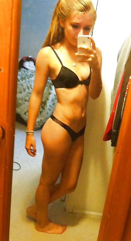 Petites in Panties 20 pict gal