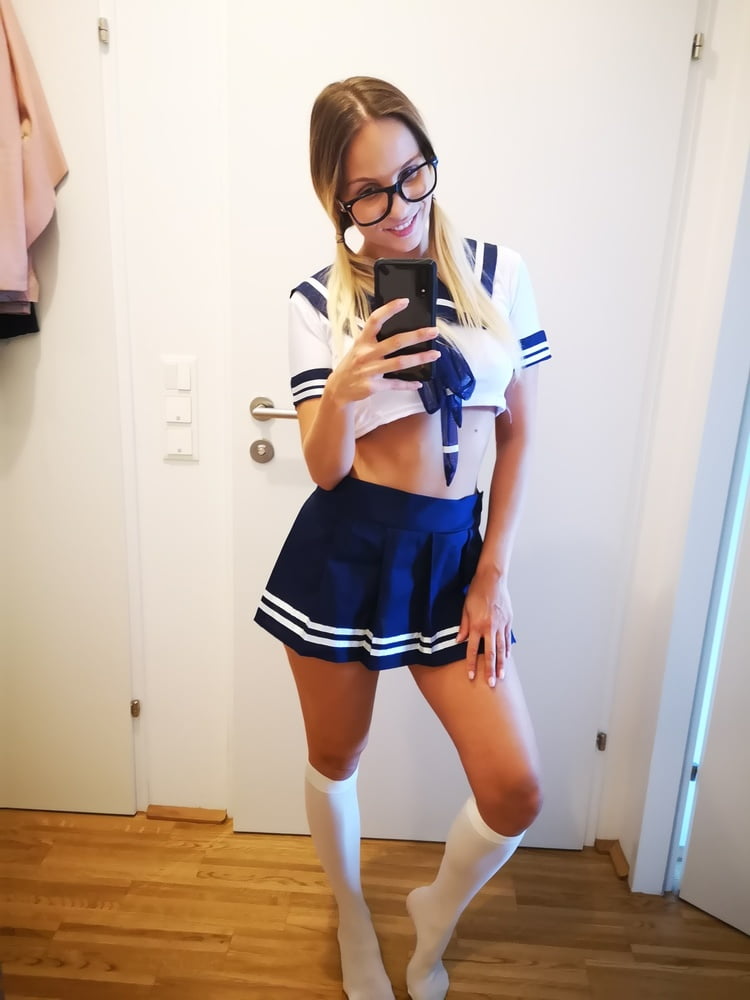 750px x 1000px - See and Save As mary wet schoolgirl uniform porn pict - 4crot.com