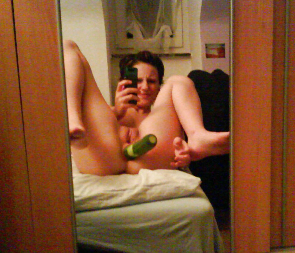 Selfies Banana and Cucumber pict gal