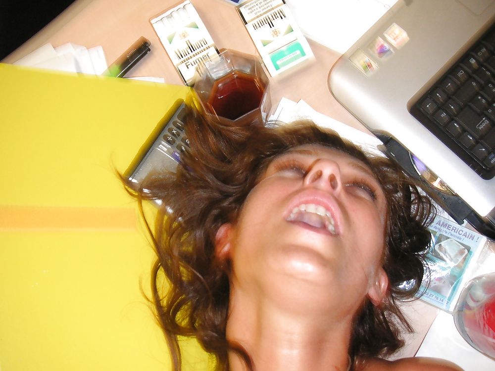 brunette milf pict gal