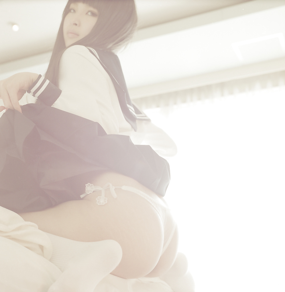 Asian Schoolgirl pict gal