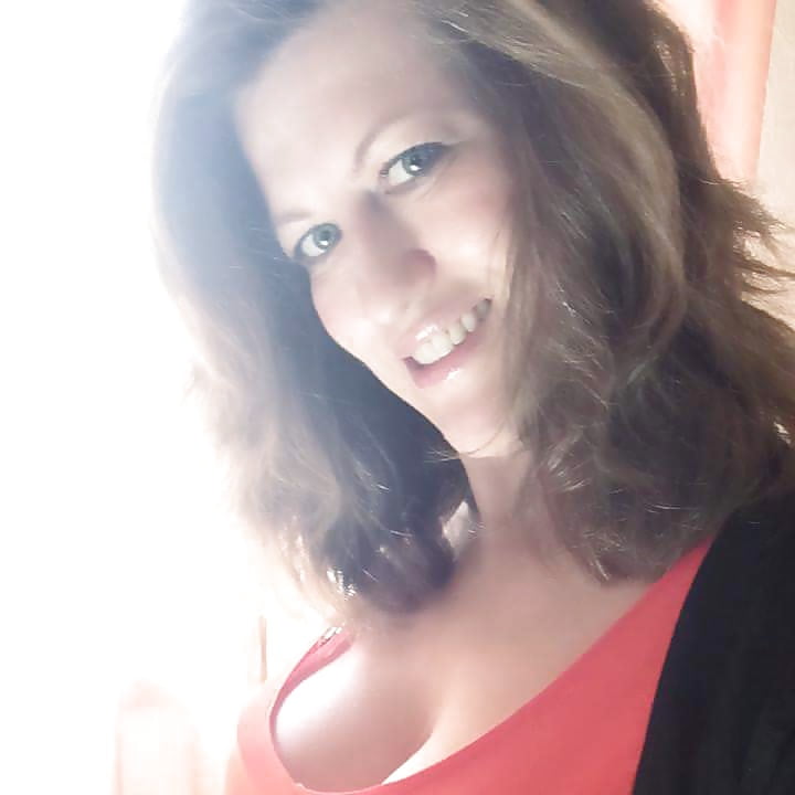 Amateurs beautiful  girls 2 pict gal