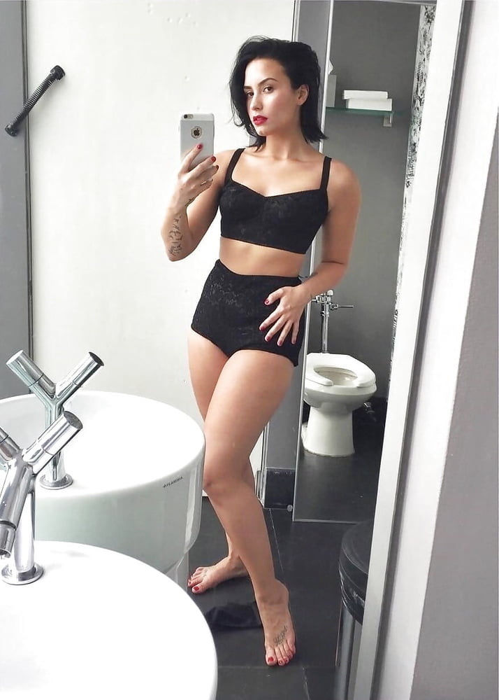 Demi Lovato Mix 2 (cute1foryou) pict gal