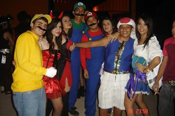 Putas Mexicanas en Halloween pict gal