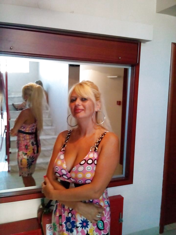 MILF Milena Djordjevic pict gal