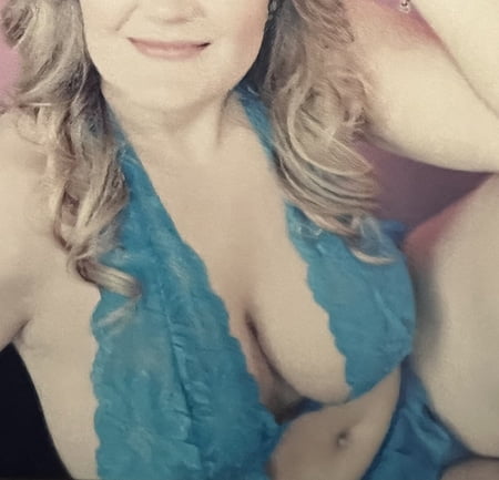 21 Tempting Pics of Hey y’all thumbnail