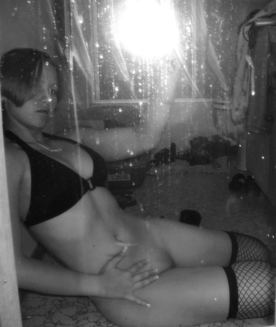 Self Shot 02 pict gal