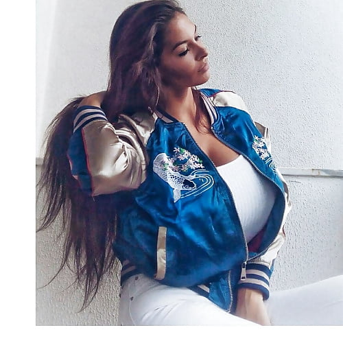 Webtastic Special: Huge MilF pict gal