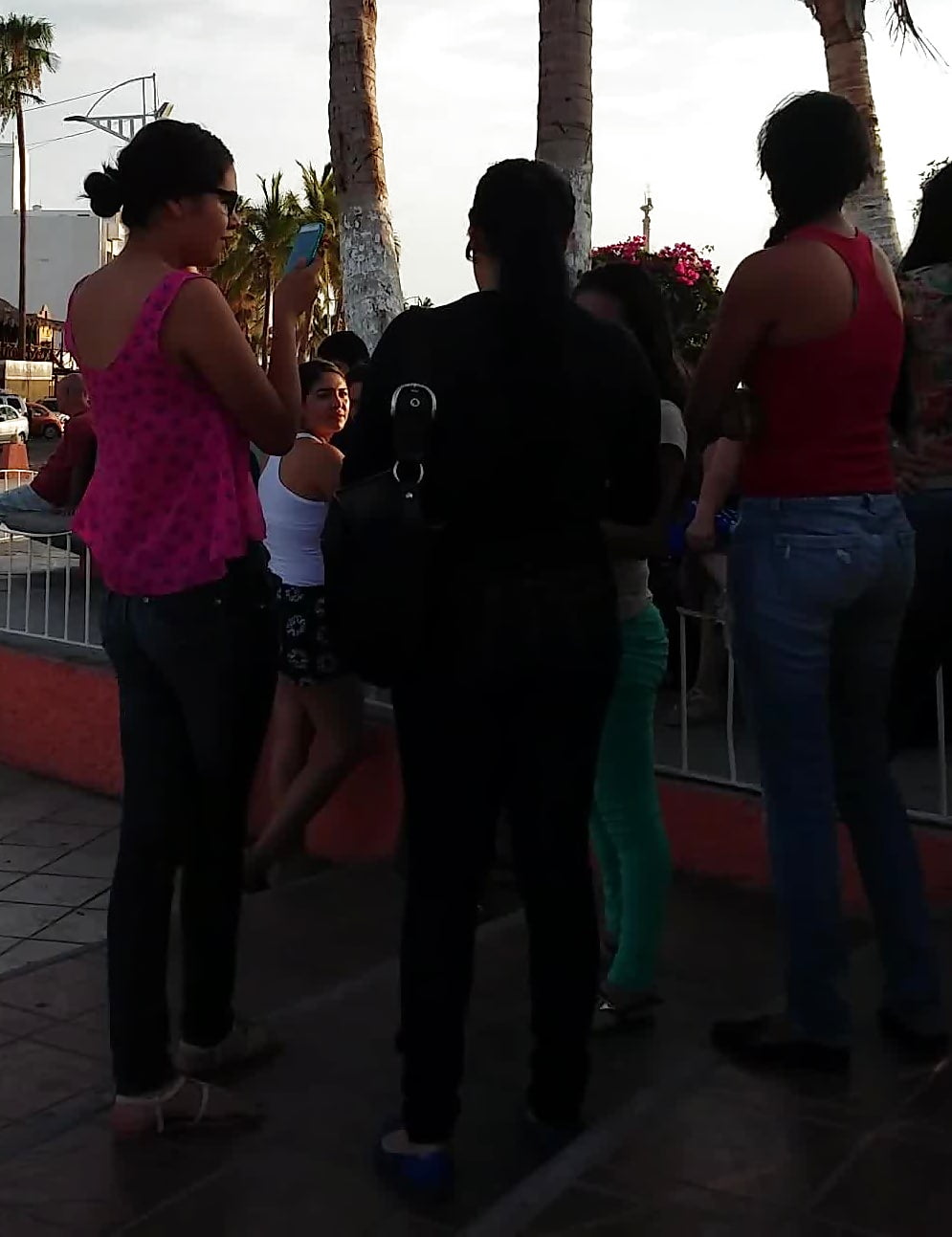 Voyeur streets of Mexico Candid girls and womans 17 pict gal