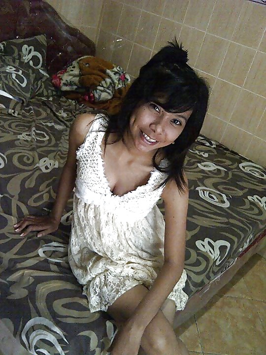 flat chested call girl from indonesia pict gal