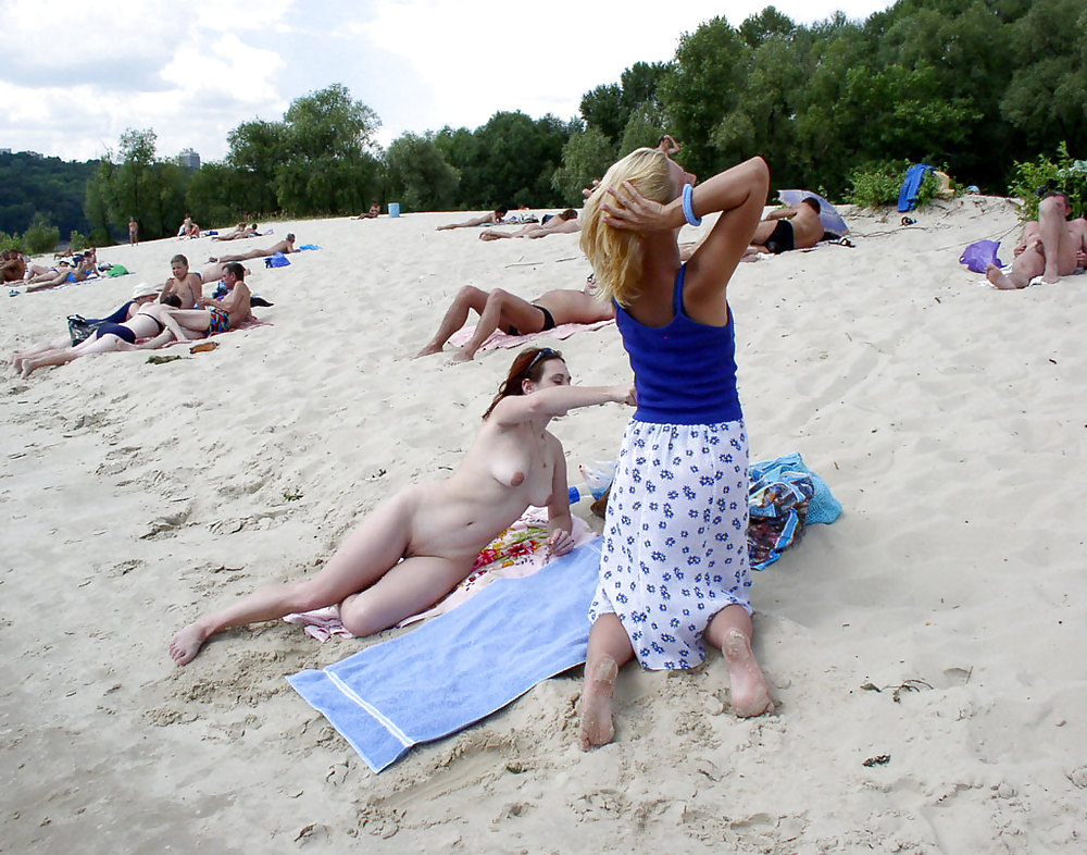 Nude Beach pict gal