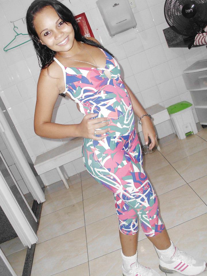 FACEBOOK Izabelli B.Alves pict gal