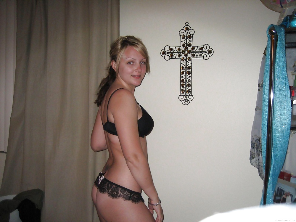 blond teen selfshot pict gal